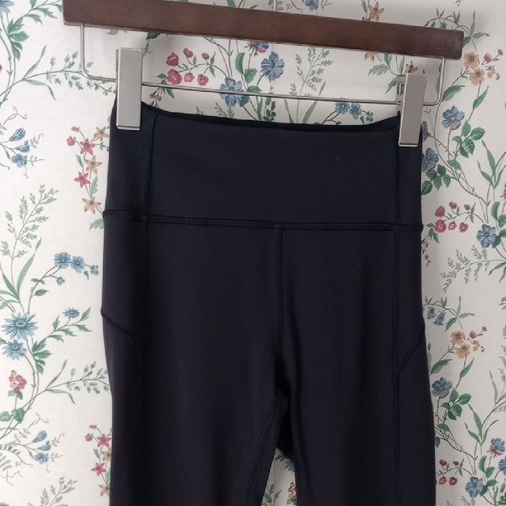 Lululemon Black High-Rise Yoga Pants - Picture 3 of 9